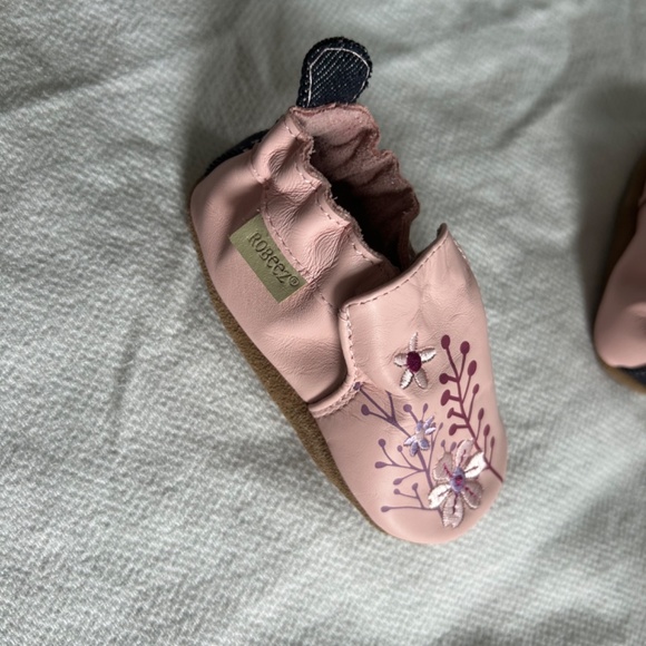 Robeez Slippers - Picture 6 of 6